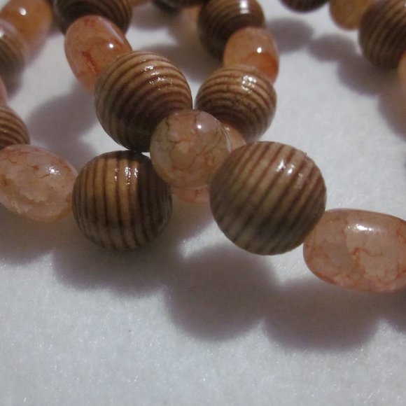 Wood & Natural Color Stretch Bracelet & Earring Set - Picture 2 of 5